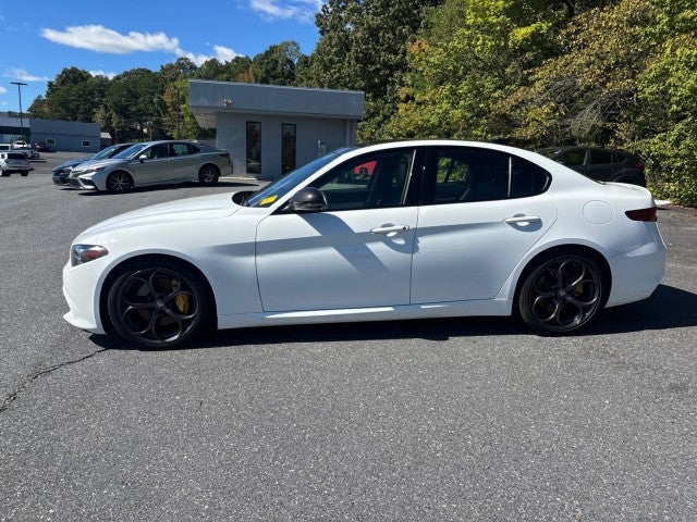 2020 Alfa Romeo Giulia Sport